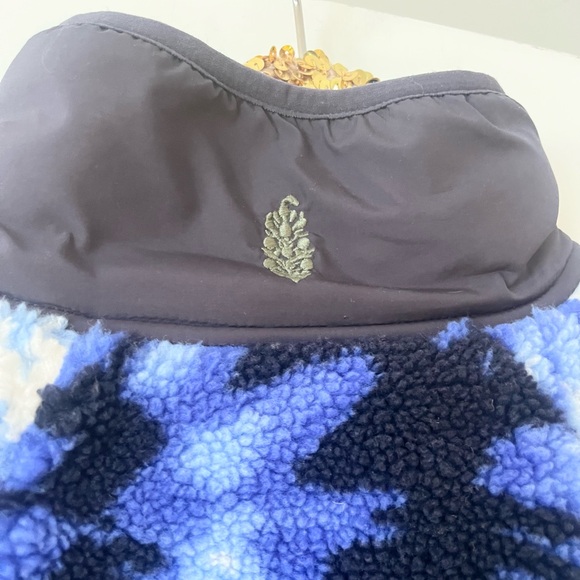 Free People Movement Rocky Ridge Pullover Fleece Gorpcore Jacket  Blue Tie Dye - Picture 4 of 9